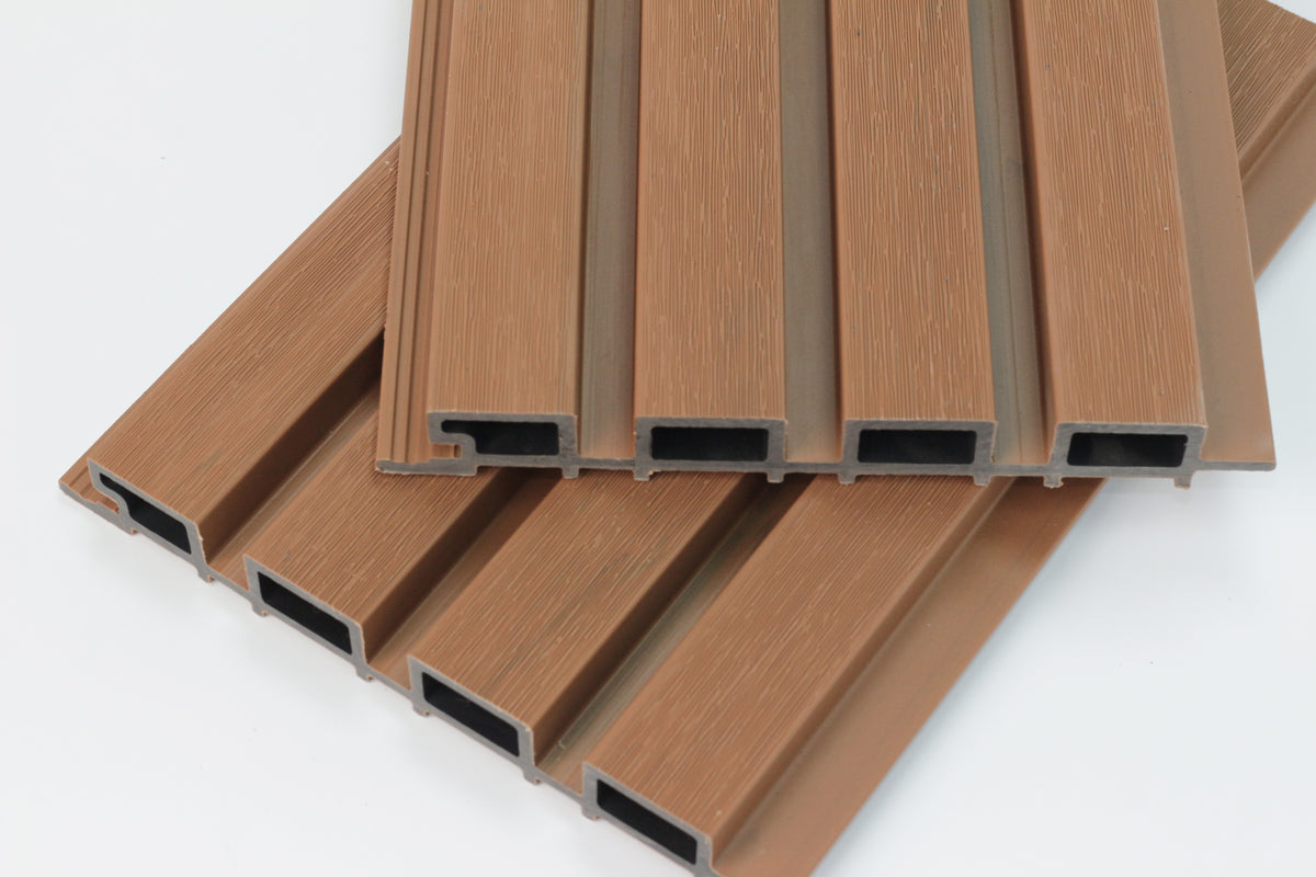 Verbundwerkstoff-Fassadenverkleidung ࠰ Amber Teak 290 cm
