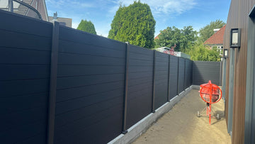 Black schutting met gevelbekleding-PMC
