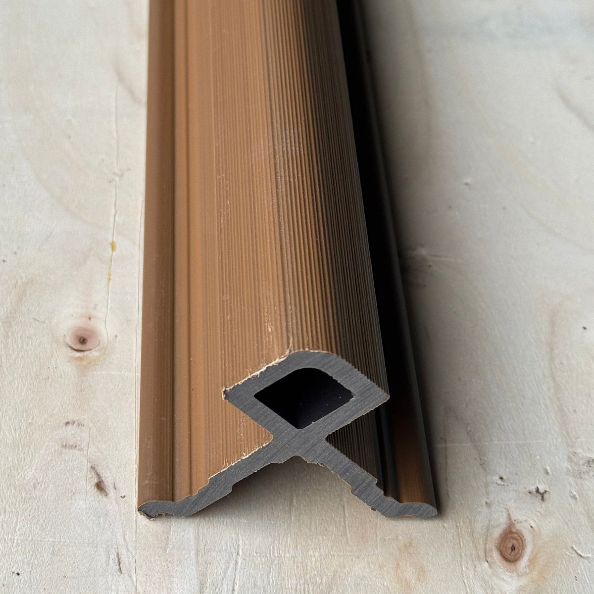 Eckprofil Teak 290cm und 390cm